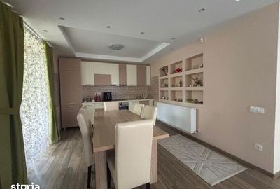 Casă cu 6 camere cu Teren 800 Mp în Valea Borcutului - 2