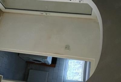 Apartament cu 2 camere decomandat în Micro 19