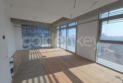 Apartament cu 3 camere decomandat în Floreasca