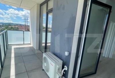 Apartament cu 3 camere - 2 Dormitoare, parcare subterana inc - 6