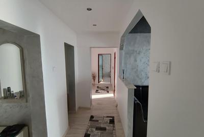 Apartament cu 3 camere decomandat în Exterior Vest - 8