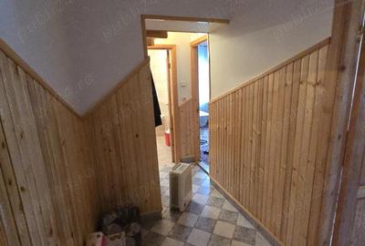 Apartament cu 2 camere decomandat în Valea Azugii - 3