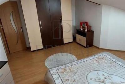 DAMBOVITA - 3 CAM - CENTRALA - ANVELOPAT - MANSARDA - SCARA INTERIOARA - 3