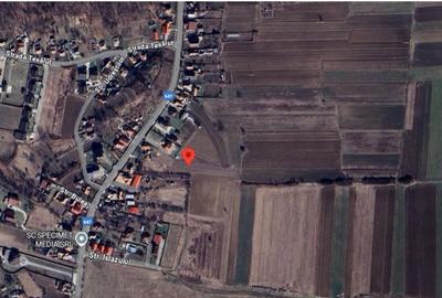 Teren de 2356 mp, în Central - 3
