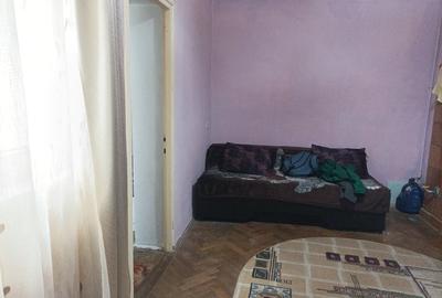 Apartament 2 camere in casa zona Centrul Istoric