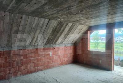 Casă cu 7 camere cu Teren 770 Mp în Marginea - 11