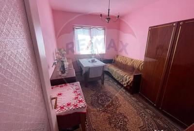 Apartament cu 2 camere decomandat în Valea Aurie - 4
