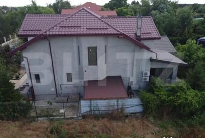 Casă cu 7 camere cu Teren 1170 Mp în Central - 11