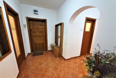 Proprietar inchiriez apartament ultracentral-Universitate - 3