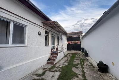 Casă cu Teren 1120 Mp în Central - 3