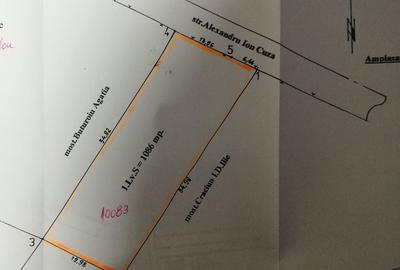 Teren de 1000 mp, în Central - 3