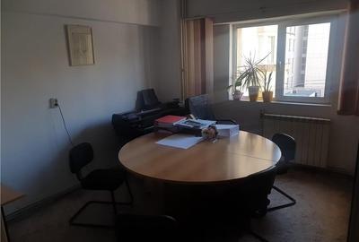 Spațiu comercial, de 73 mp, în Central - 5