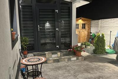 Casă cu 4 camere în Preajba