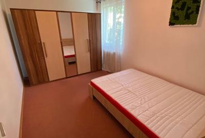 !!! 2 Camere...decomandat...Bld Cetatii - 3
