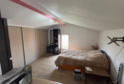 Casă cu 4 camere cu Teren 186 Mp în Trocadero - 9