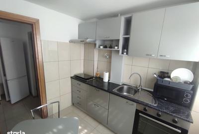 Apartament cu 2 camere semidecomandat, mobilat în Ultracentral