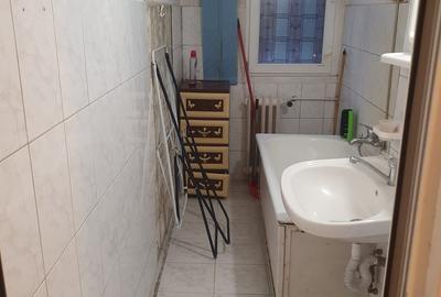 Garsonieră decomandată în Brâncoveanu