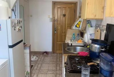 Apartament cu 3 camere semidecomandat, mobilat în Central - 13