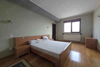 Casă cu 6 camere cu Canalizare în Domnești - 4