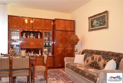 Casă cu 9 camere cu Teren 650 Mp în Central - 8