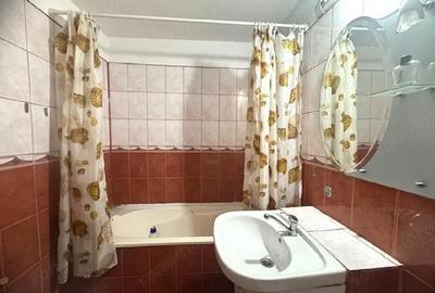 Apartament cu 3 camere decomandat în Central - 7