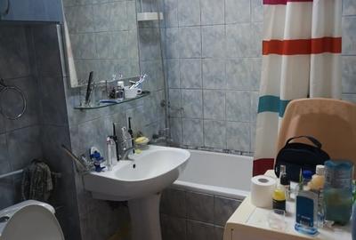 Apartament cu 3 camere decomandat, mobilat în Basarabia - 4