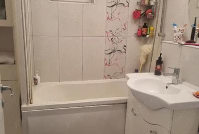 Apartament cu 3 camere decomandat în Circumvalațiunii - 2