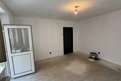 Spațiu comercial, de 80 mp, în Ultracentral - 2