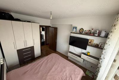 Apartament cu 3 camere decomandat în Nufărul - 6