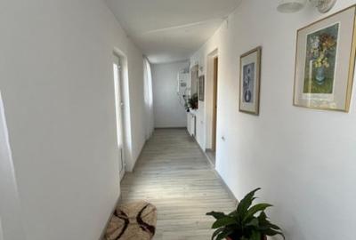 Casă cu 5 camere cu Teren 1128 Mp în Popoveni - 8