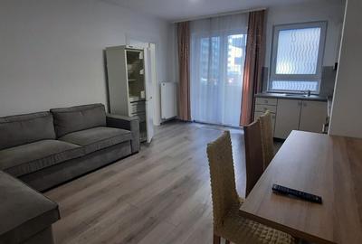 Apartament cu 3 camere decomandat, mobilat în Libertății