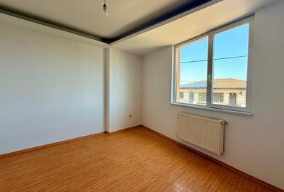 Apartament 3 Camere - Ovidiu Sud - La doi Pasi De Lac - 10