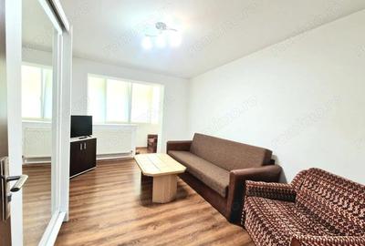 Inchiriez apartament cu doua camere in Cartierul Dambu