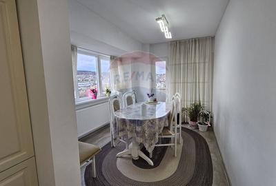 Apartament cu 3 camere decomandat, mobilat în Burdujeni - 31