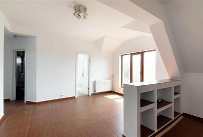 Apartament cu 3 camere decomandat în Cantemir