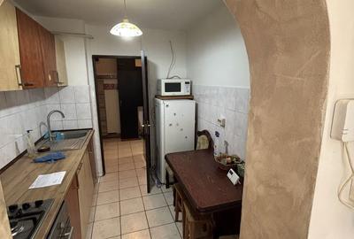 Apartament cu 2 camere decomandat în Nicolina - 6
