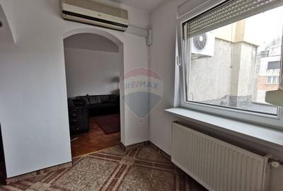 Apartament cu 4 camere de inchiriat in zona Decebal - 12