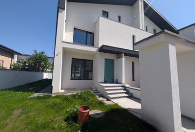 Casă individuală cu 5 camere cu Canalizare în Voluntari - 2