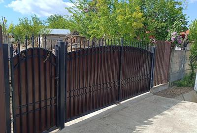 Casă cu 2 camere cu Teren 2000 Mp în Naipu - 3