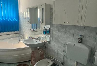 Casă cu Teren 1000 Mp în Costi