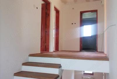 Casă cu 3 camere în Curtea de Argeș - 3