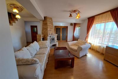 Casă cu 5 camere cu Canalizare în Bucium - 2