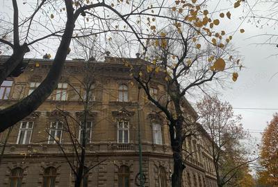 Apartament 4 camere, 135 mp in cladire istorica - Piata Romanilor - 1