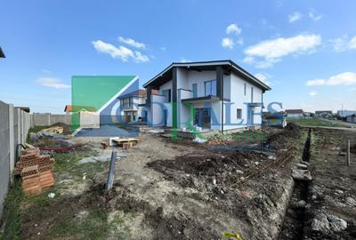 Duplex cu 4 camere cu Canalizare în Dumbrăvița - 9