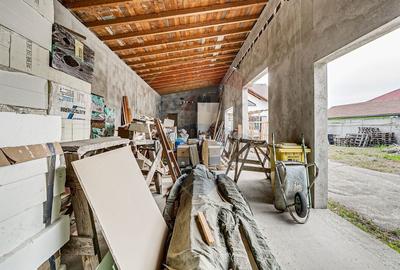 Spatiu comercial tip hala, cu diverse  posibilitati de amenajare - 6