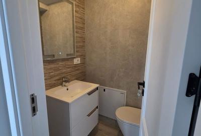 Apartament cu 3 camere decomandat în Albești