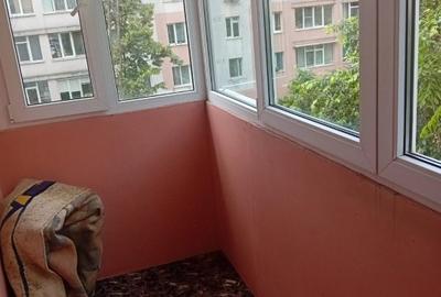 Apartament cu 2 camere decomandat în Titan - 6
