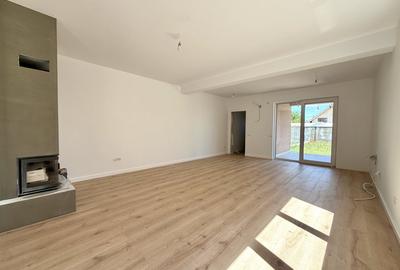 Duplex cu 4 camere cu Canalizare în Dumbrăvița - 2