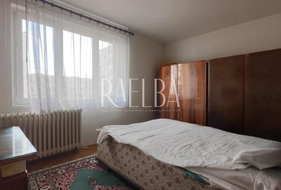 Apartament cu 3 camere semidecomandat în Teiul Doamnei - 15