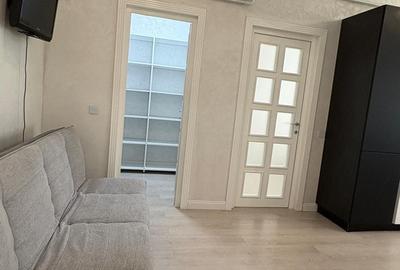 Apartament cu 7 camere în Central - 2
